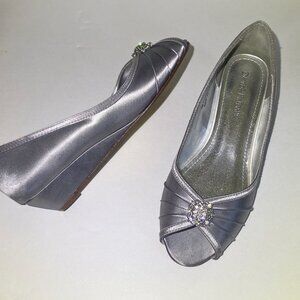 David's Bridal Silver Fancy Wedding Heel Shoes